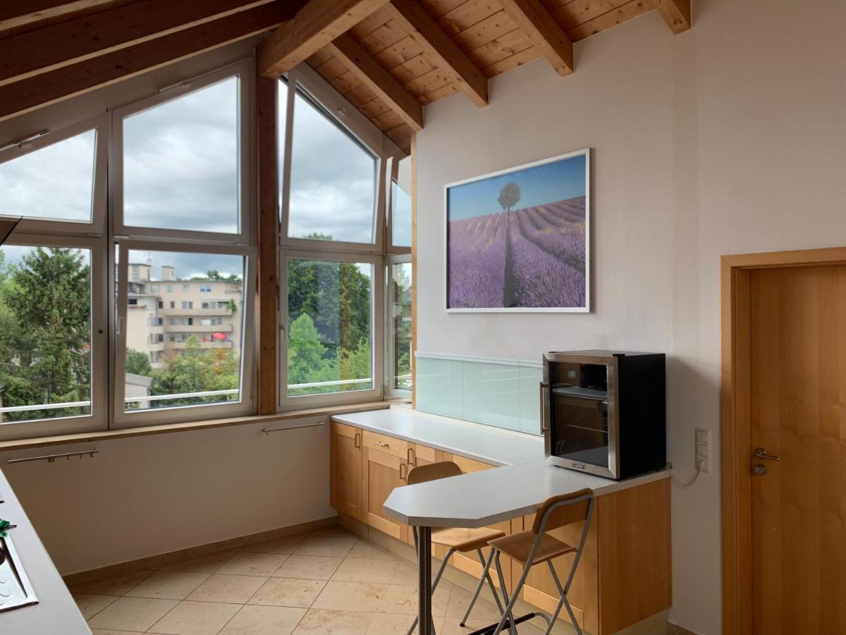 City Dachterassenwohnung Rosenheim Buitenkant foto