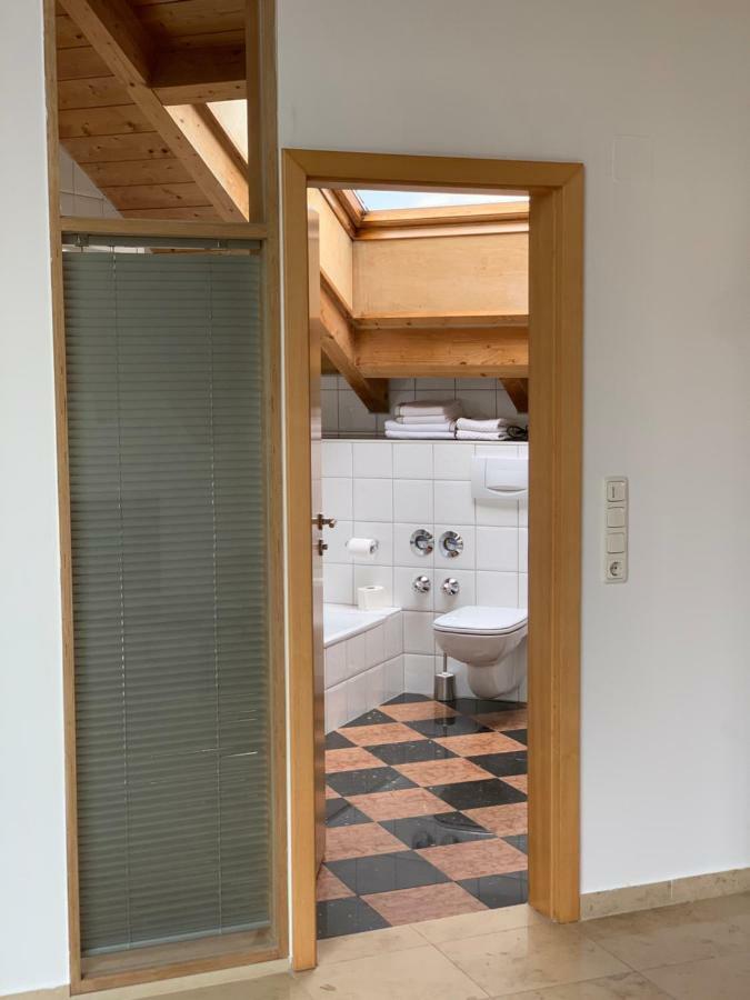 City Dachterassenwohnung Rosenheim Buitenkant foto