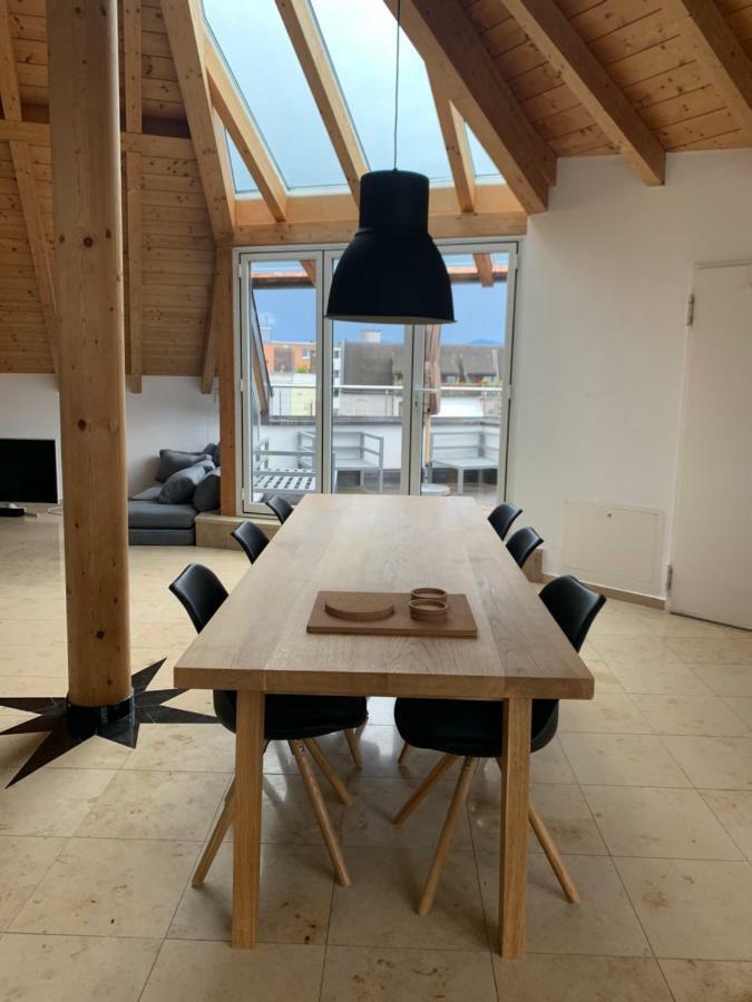 City Dachterassenwohnung Rosenheim Buitenkant foto